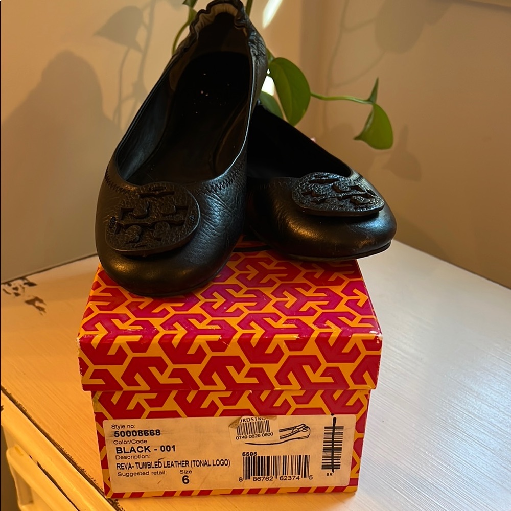 Tory Burch Women's Black Leather Ballet Flats
